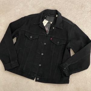 Levi’s Premium BNWT Ex-Boyfriend Trucker Denim Jacket size L